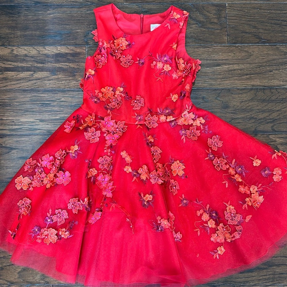 NWOT - never worn Zoe LTD
